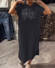 Monika | Zwiewna sukienka z kapturem i kieszeniami