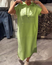 Monika | Zwiewna sukienka z kapturem i kieszeniami