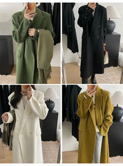 ALVÉNA – Luksusowy wełniany płaszcz z detalami na mankietach