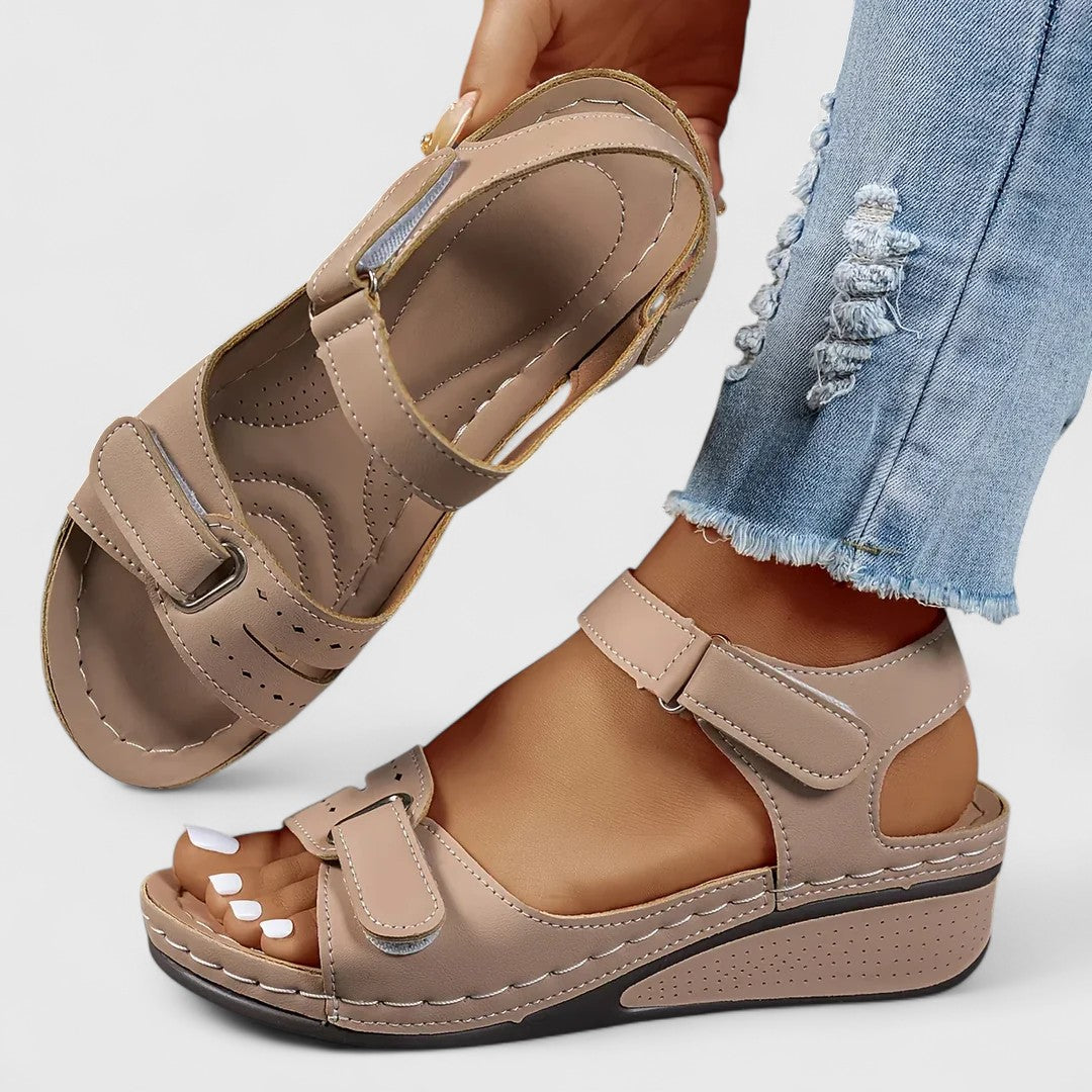 Annet - Sleek Orthopedic Sandals