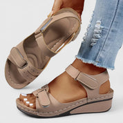 Annet - Sleek Orthopedic Sandals