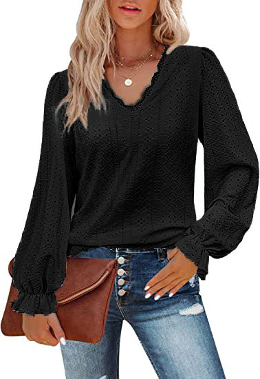 Amaris – Scalloped Eyelet Blouse