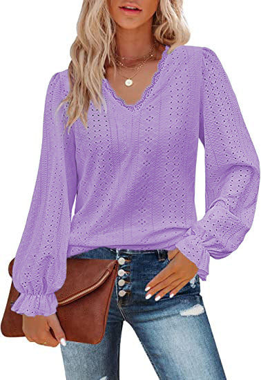 Amaris – Scalloped Eyelet Blouse