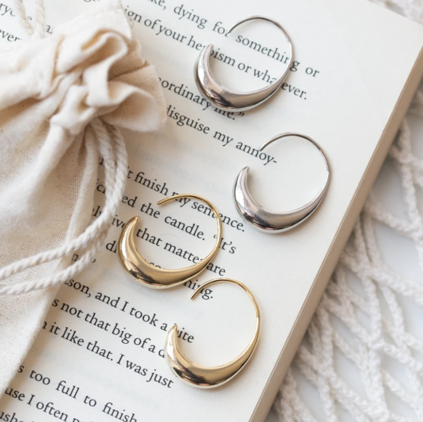 Luksusowe kolczyki ze złota i srebra