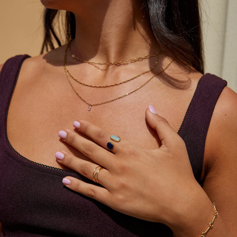 Pierścionek Owinięty z Akwamarynem