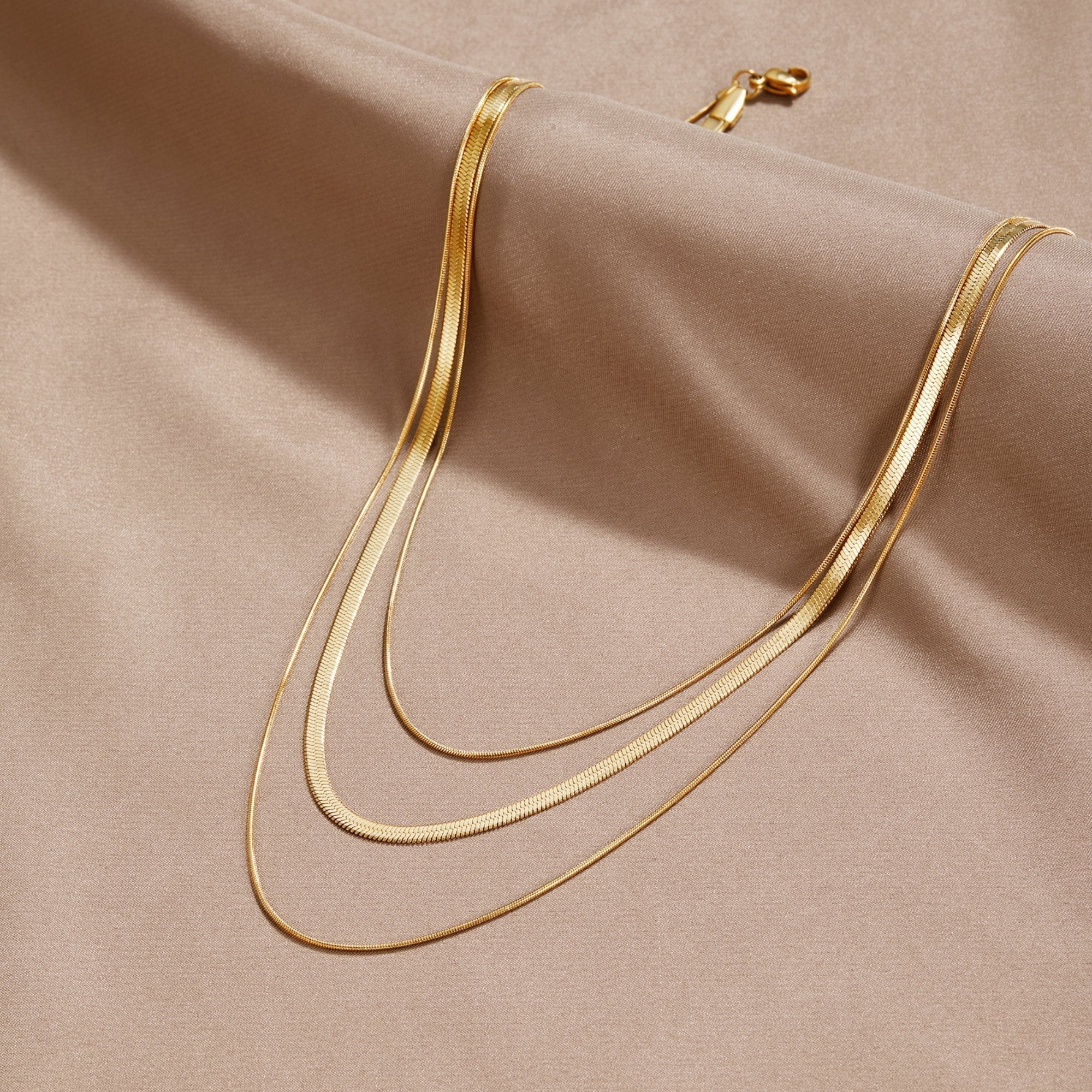 gold-multi-layered-chain-necklace-424200.jpg