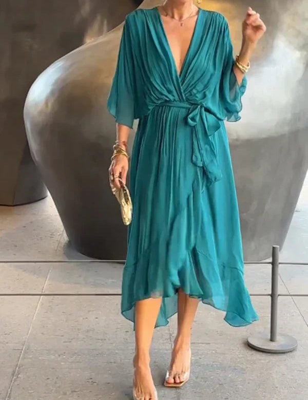 Elena | Szyfonowa sukienka z dekoltem w szpic